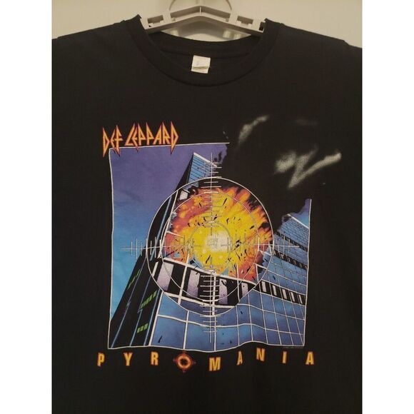 Def Leppard Pyromania Women's Size XXL Black T-Shirt Crop Retro Metal - Picture 3 of 6
